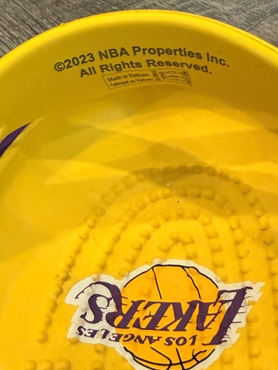NWT Crocs Los Angeles Lakers NBA Classic Clogs Purple Gold Men’s 8 Women’s 10 main image 5